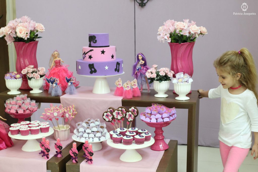 Bolo Barbie Princesa E Popstar / Barbie Princess And Popstar Cake