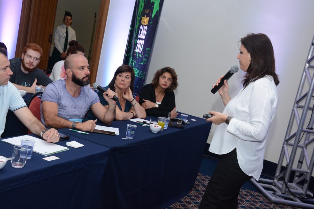 Cursos de empreendedorismo e etiqueta social e corporativa por Patricia Junqueira e Escola Brasileira de Etiqueta