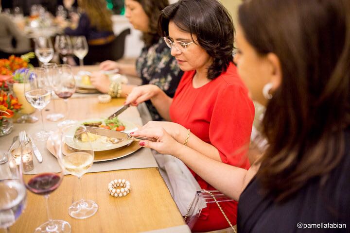 Curso Experiência Gastronômica & Etiqueta a Mesa por Escola Brasileira de Etiqueta e Banqueteria Nacional