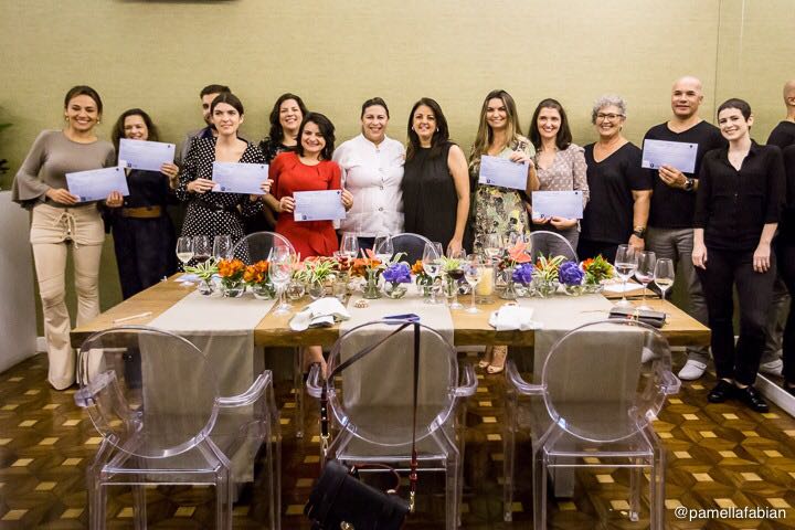 Curso Experiência Gastronômica & Etiqueta a Mesa por Escola Brasileira de Etiqueta e Banqueteria Nacional