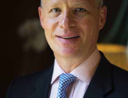 Curso Philip Sykes no Brasil da The British School of Etiquette por Escola Brasileira de Etiqueta